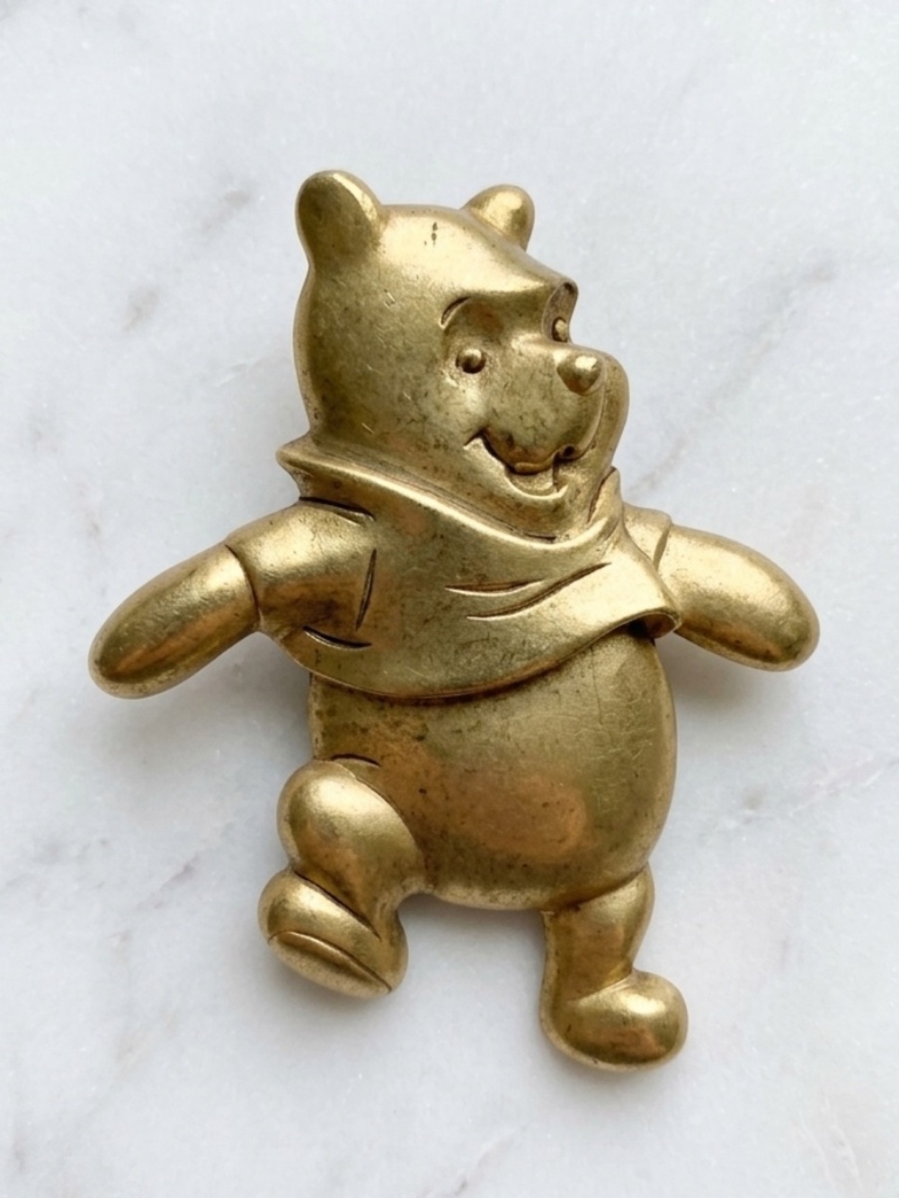 VTG Disney Winnie the Pooh Articulated Dancing Brooch Pin Matte Gold Tone